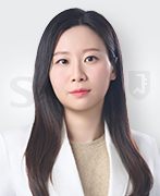 유미라 의료진 사진