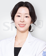 정다은 의료진 사진