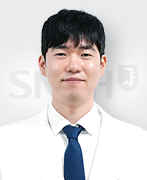 강종원 의료진 사진