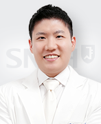 김건화 의료진 사진